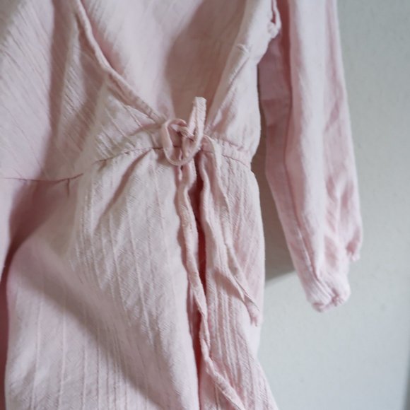 Women pink top :) - Picture 3 of 4